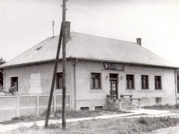 Falatozó